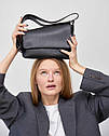 Чорна асиметрична жіноча сумка клатч через плече, Маленька молодіжна модна міні сумочка крос-боді, фото 6