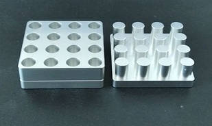 Прес для таблеток на 16 отворів + Флакон і Ложечка. Діаметр таблетки 10 мм.
