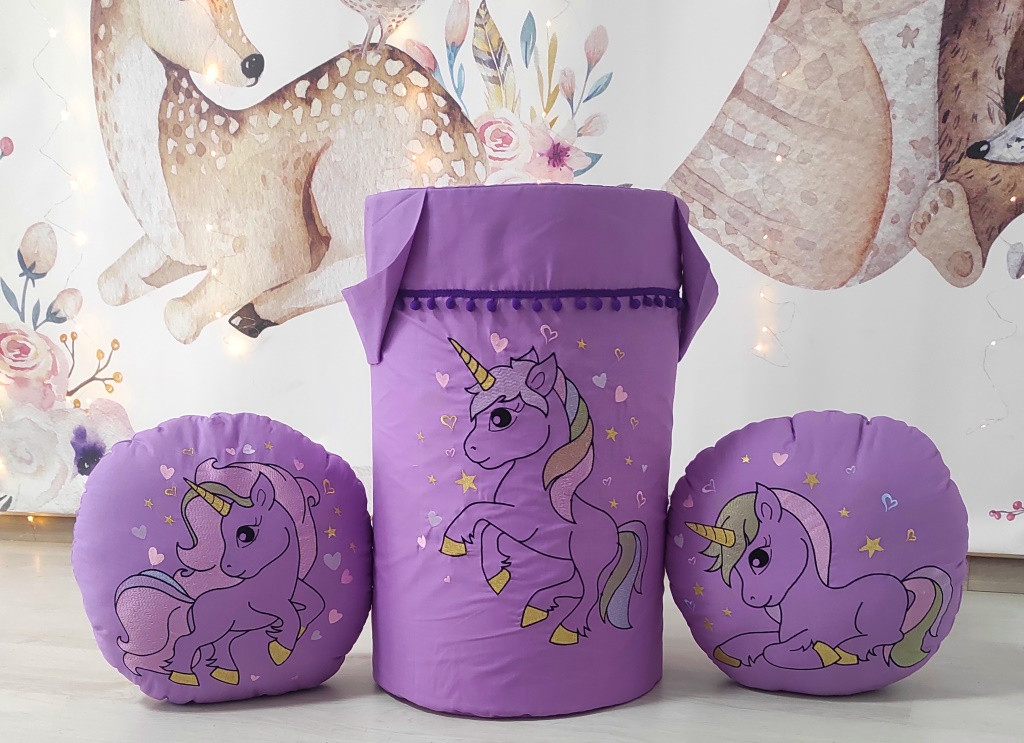 Кошик для іграшок Кольорові єдинороги на фіолетовому, фото 1