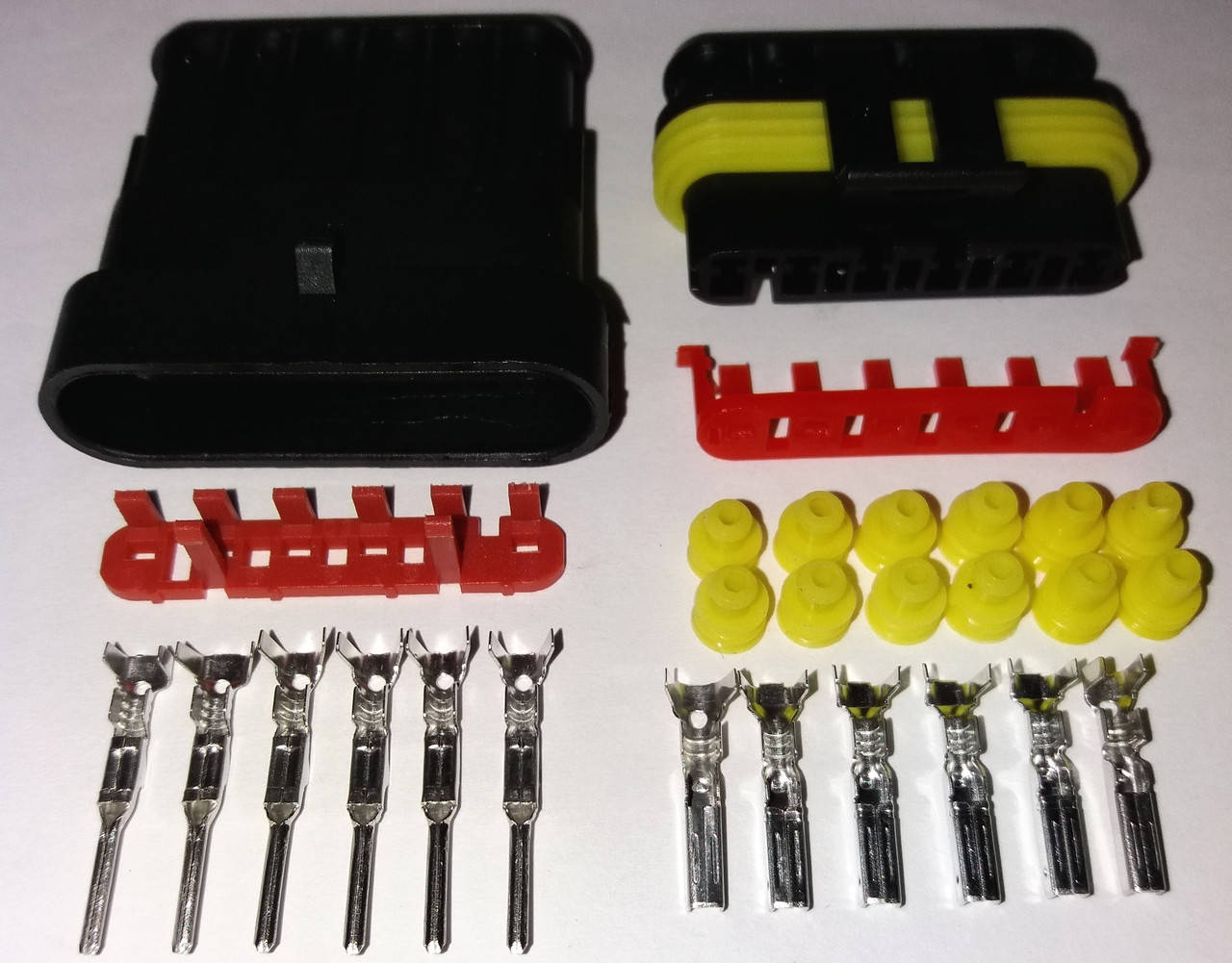 

Разъём герметичный 6 pin . Комплект