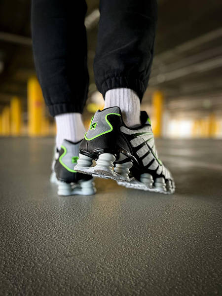 Nike shox hotsell tl lime blast