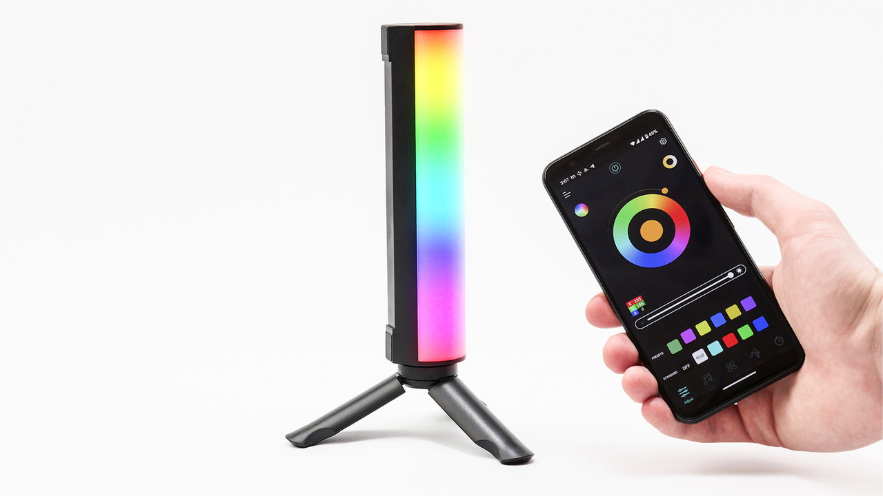 Лампа RGB для фото и видео Led Stick световой жезл с магнитами и управлением со смартфона - фото 1 - id-p1778574198