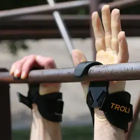 Лямки, гачки, накладки