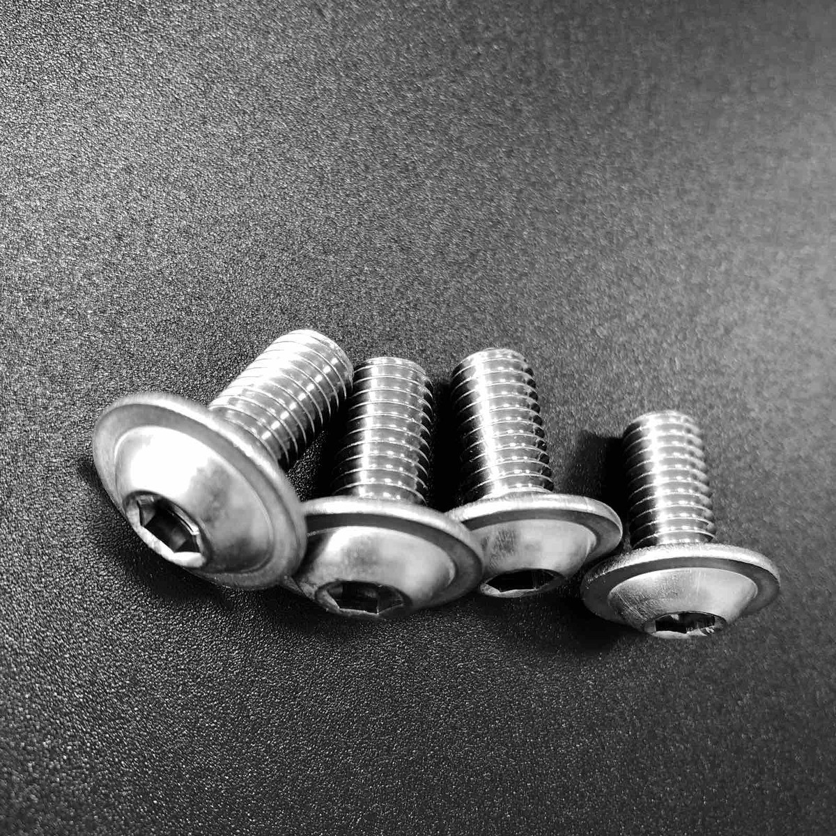 Купить ISO 7380-2 Болт М6х16 с полукруглой головкой и внутренним ...