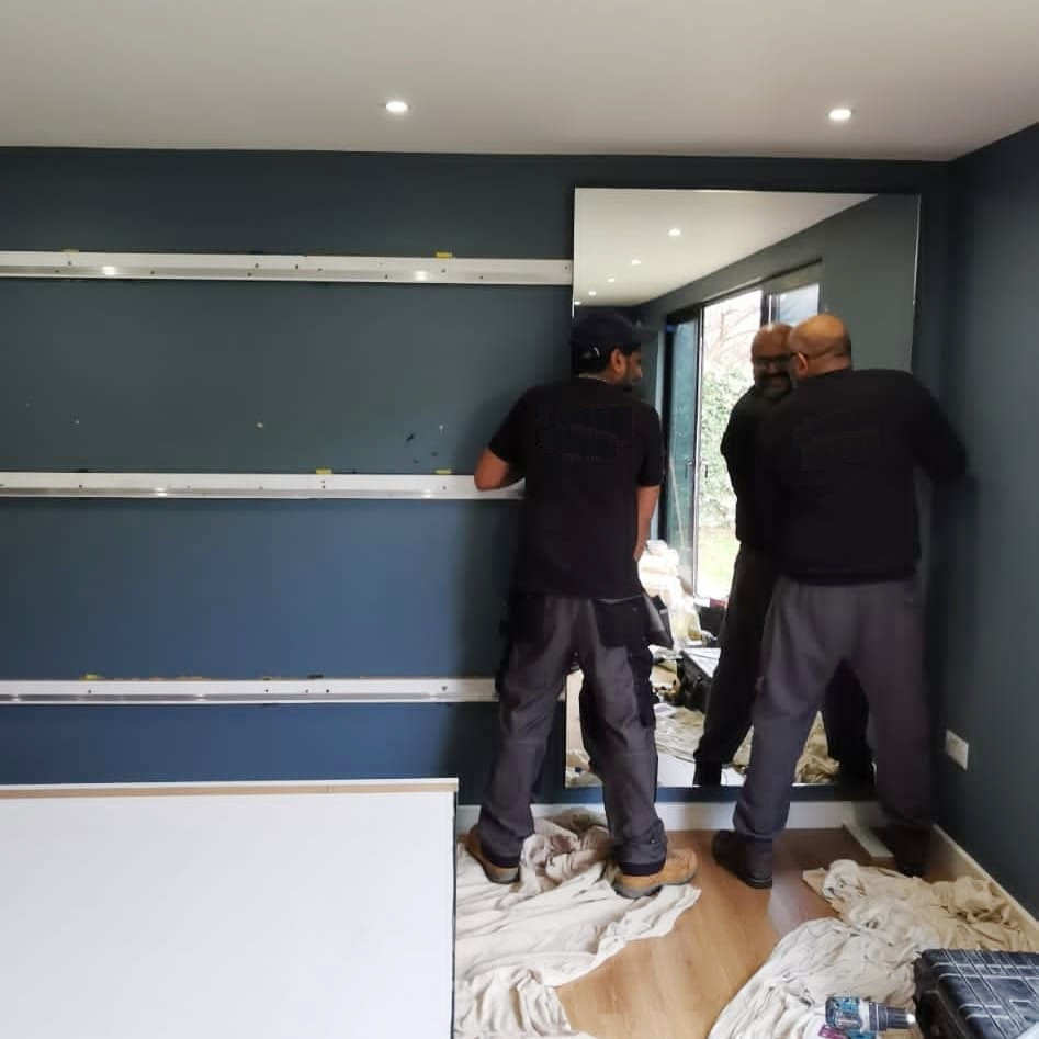 Оздоблення стін дзеркальними панелями, фото 1