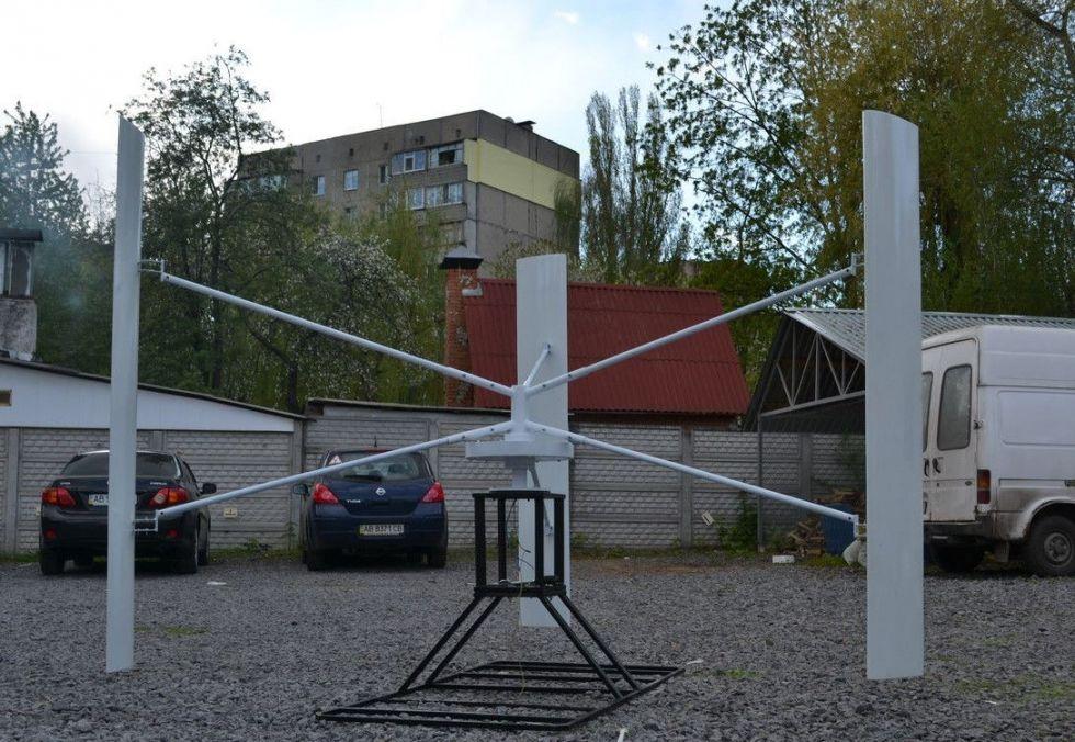 Вертикальний вітрогенератор 1,5 кВт