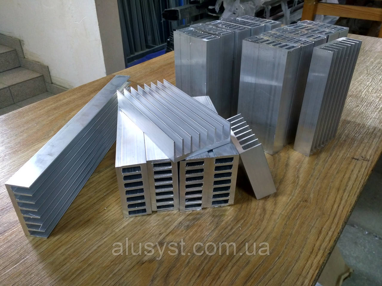 92x26  / 20см / Радіаторний профіль, фото 1