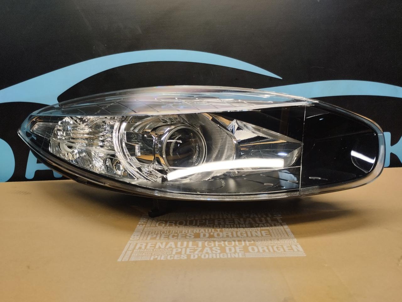 Фара права Renault Fluence Рено Флюенс (2013-2016) Оригінал 260101331R, фото 1