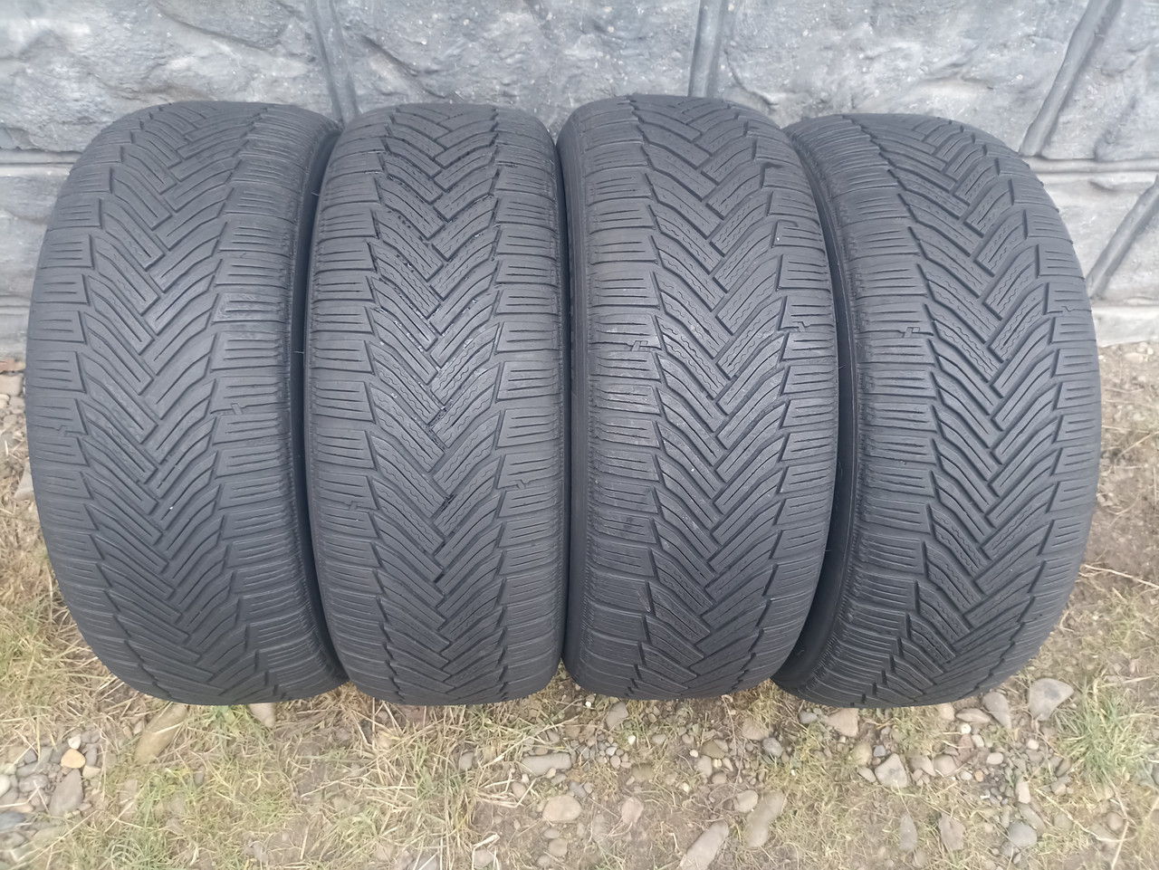 Купить Шины (резина) 4 шт. зимняя 215-60-16 Michelin Alpin 6 из ...
