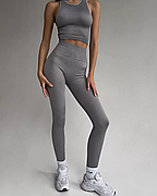 Комплект: лосини з ефектом пуш-ап та топ в рубчик S/M, Світло-сірий з моделюючим швом ззаду