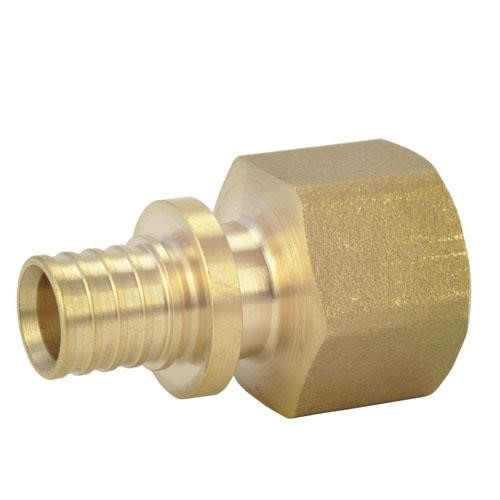 Муфта натяжна з переходом на внутрішню різь FADO 20*3/4"