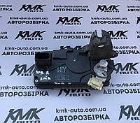 Замок дверей задній правий Opel Astra H, Zafira B GM 13220373 WY