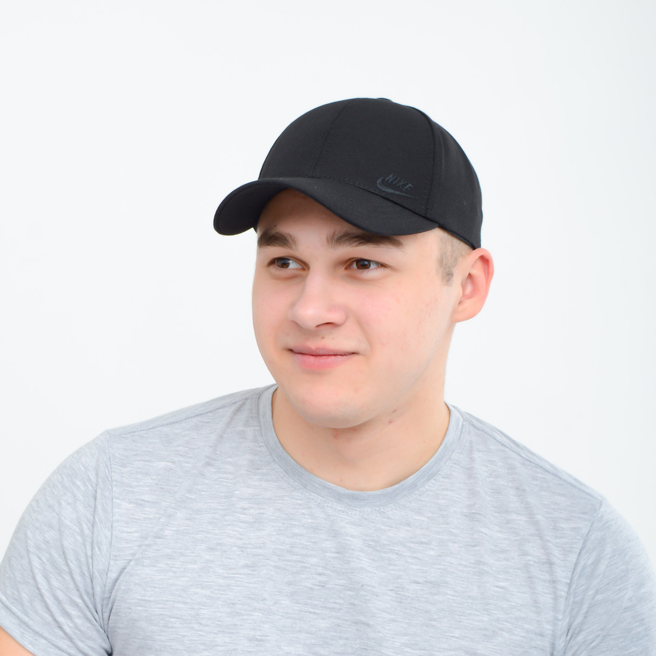 Бейсболка Котон точки Nike (вишивка) чорний