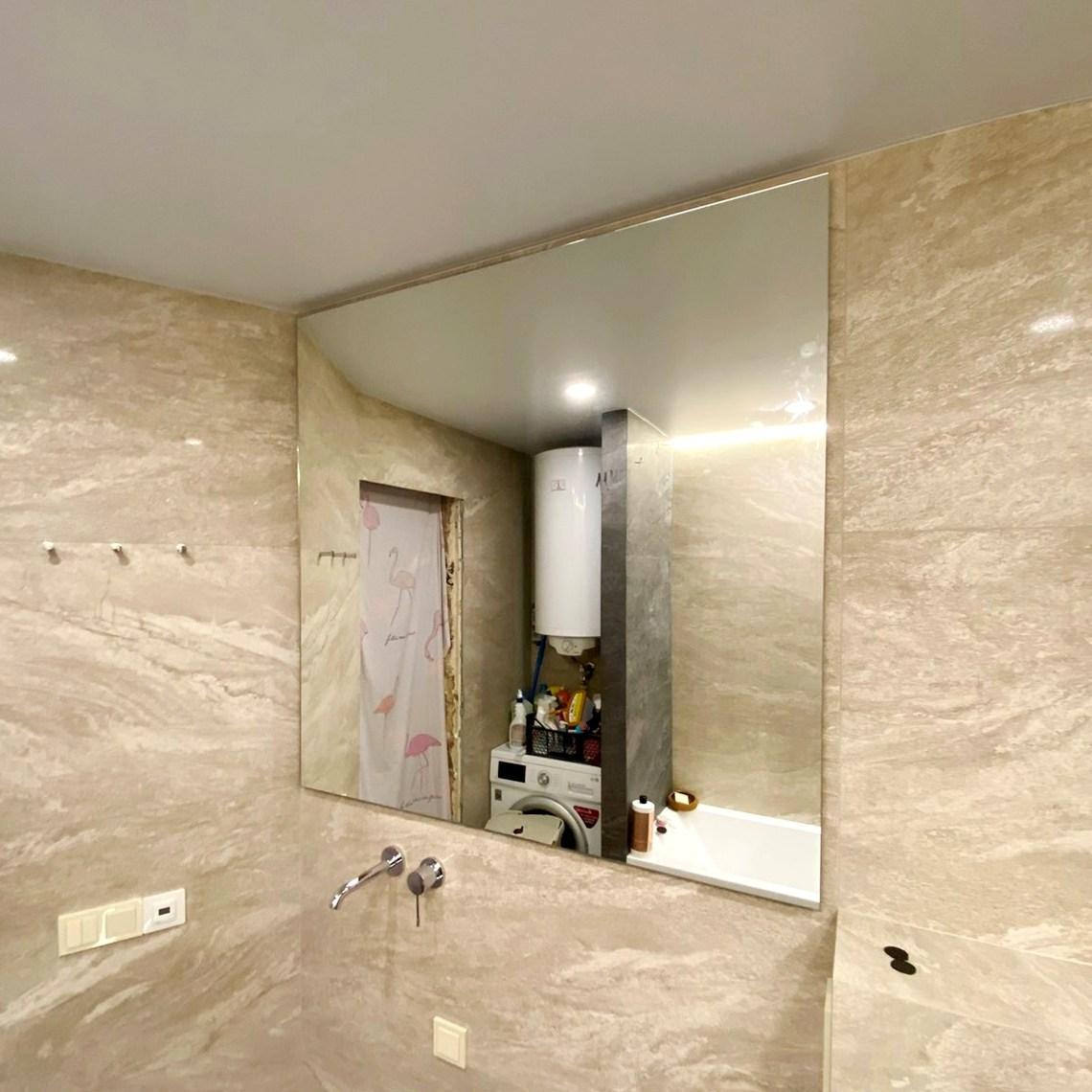 Монтаж дзеркала на стіну у ванній, фото 1