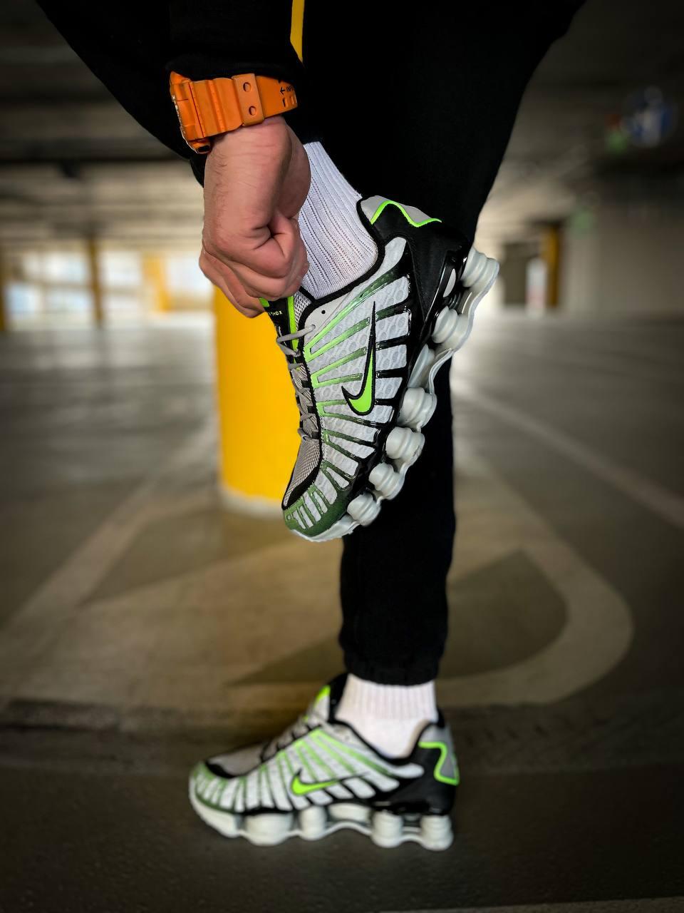 Купить Мужские кроссовки Найк Шокс. Кроссы модные на весну и осень Nike ...