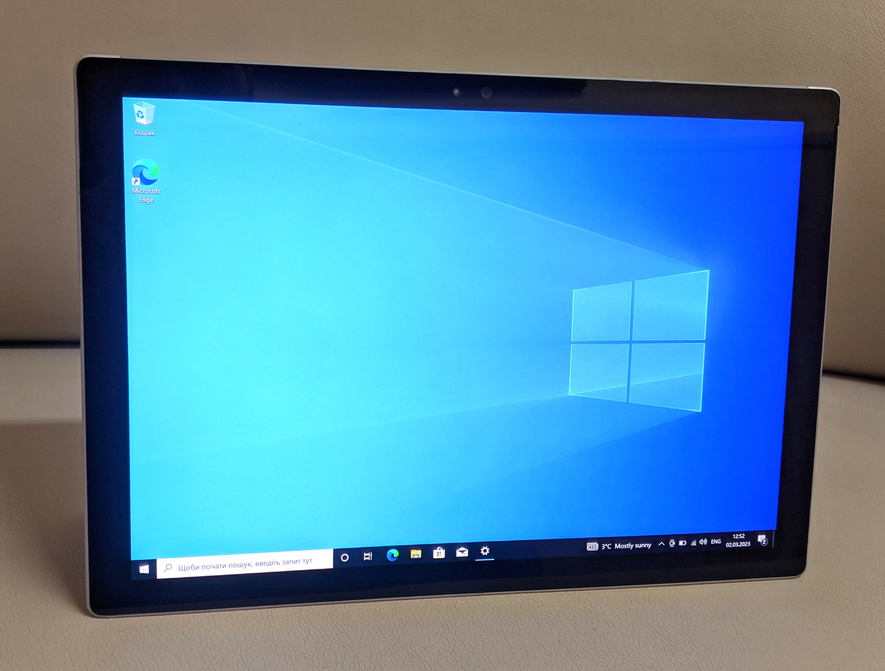 Планшет Microsoft Surface Pro 4 1724 (12,5" / Core i5-6300U/ 4GB / SSD ...