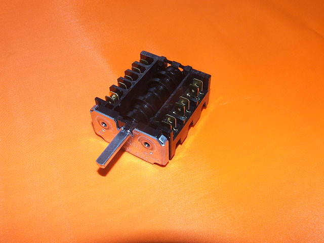 Перемикач потужності Gorenje 362797 / EGO 46.23866.500