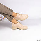 Замшеві жіночі туфлі бежеіого кольору, фото 2