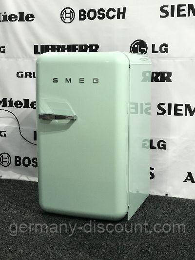 Ретро холодильник  мінібар SMEG FAB10HRPG5