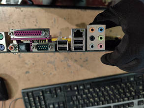 Мат. плата Gigabyte GA-P31-DS3L rev1.0 LGA775 P31 PCI-E+GbLAN SATA ATX 4DDR2 No 231601, фото 3