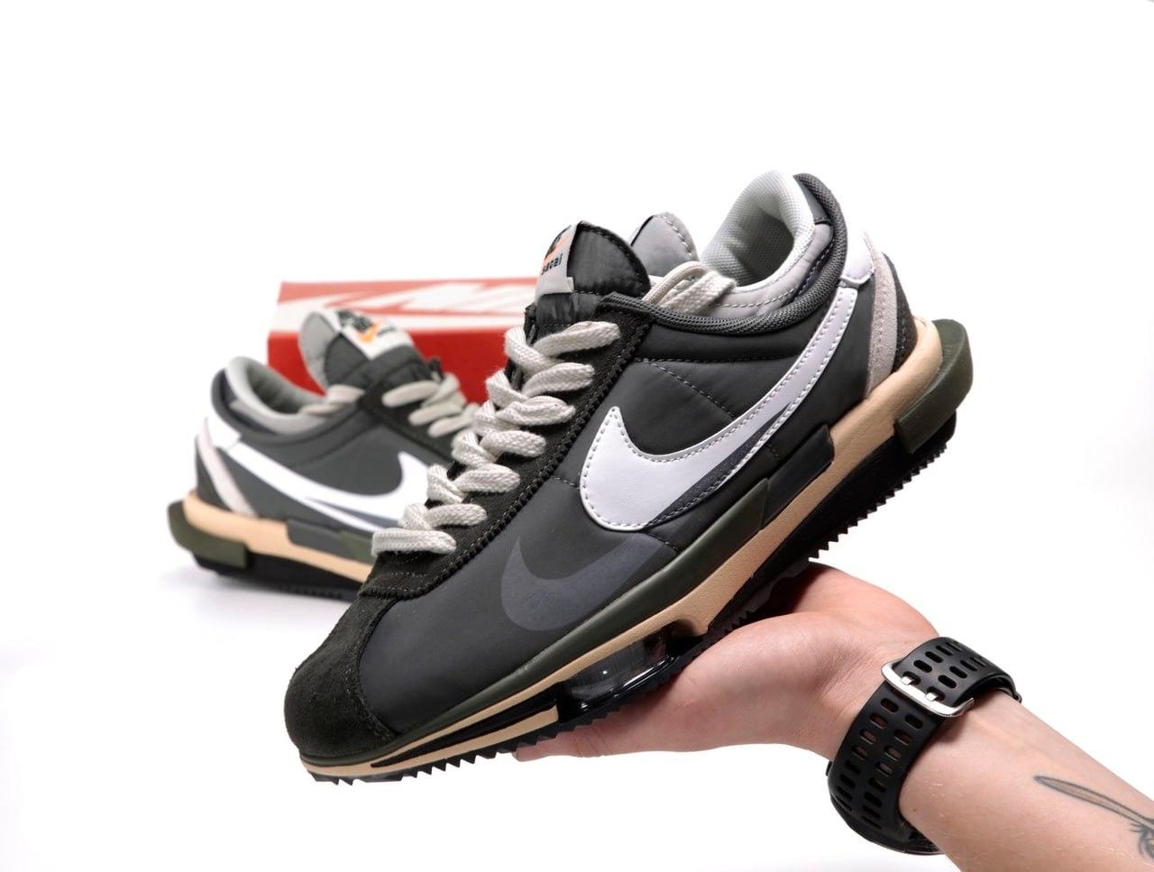 Чоловічі кросівки Nike Sacai Zoom Cortez (сірі з білим) повсякденні стильні спортивні кроси К14259 top, фото 1