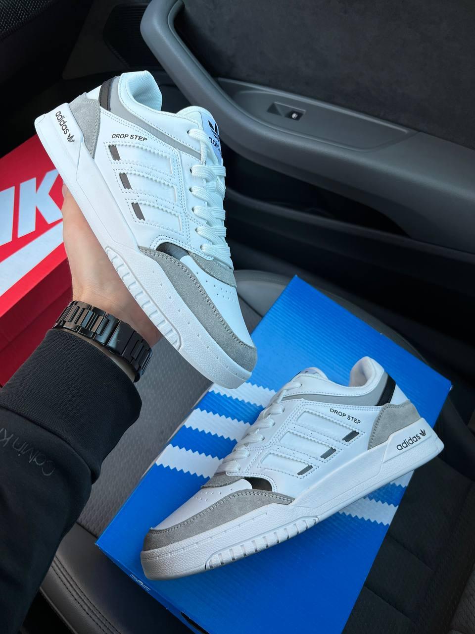 Чоловічі кросівки Adidas Drop Step Low White Gray (білі із сірим) низькі повсякденні кеди DА1540 top