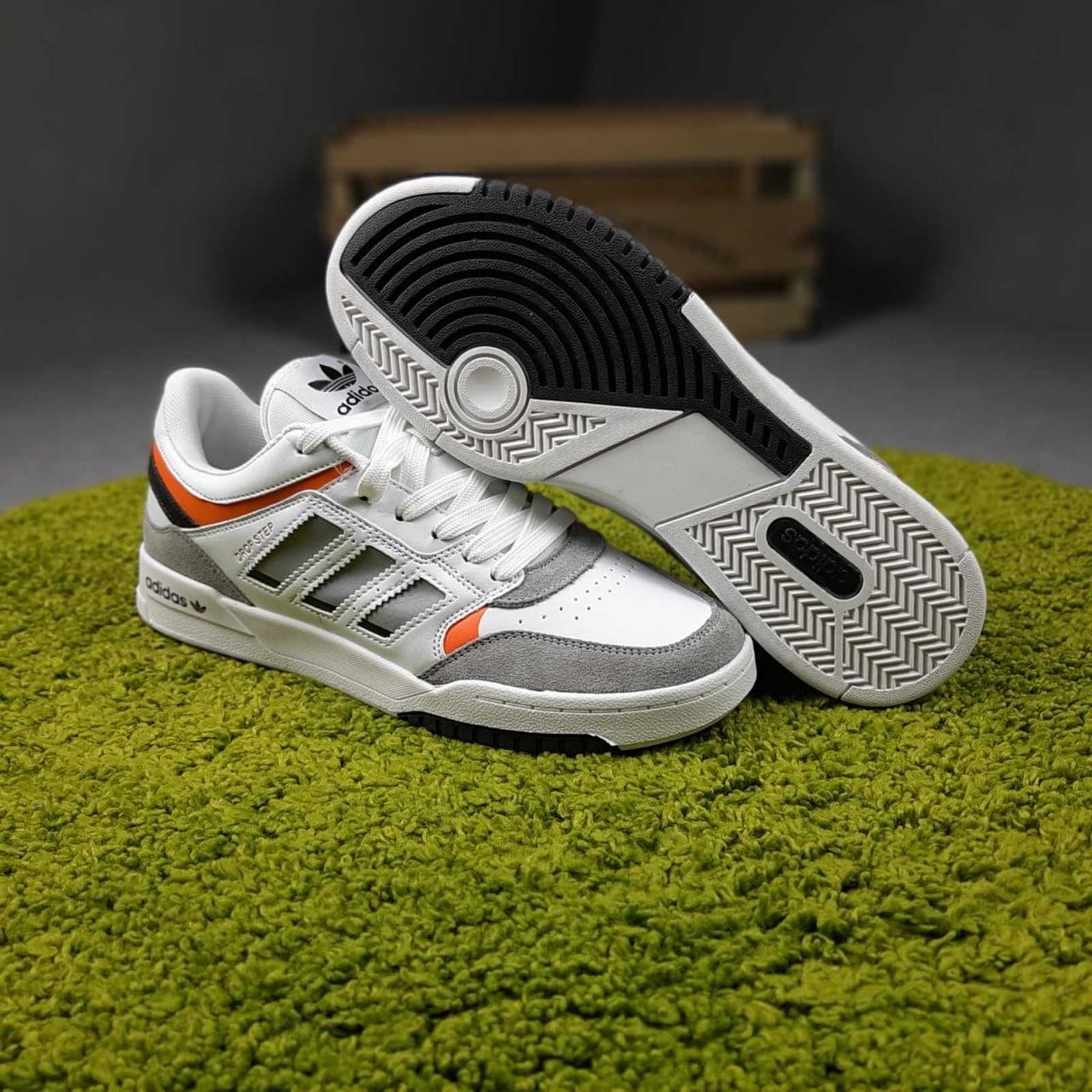 Чоловічі кеди Adidas Drop Step (білі із сірим і жовтогарячим) низькі модні весняні кросівки О10855 top, фото 1