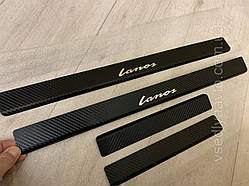 Захист порогів - накладки на пороги Daewoo LANOS з 1997-2004 рр. (Premium Карбон)
