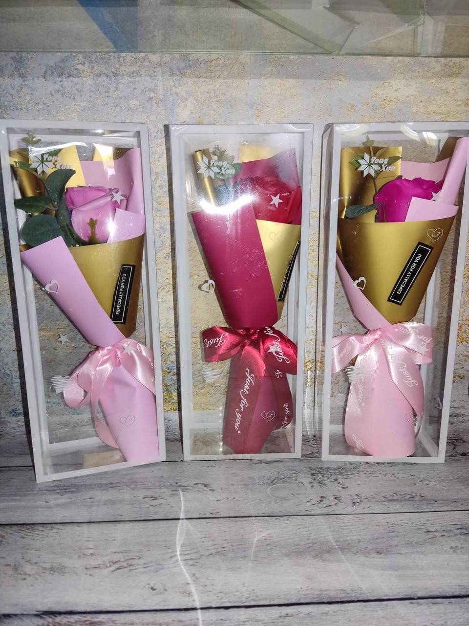 Троянди з мила Best Wishes букет у подарунковому пакованні Фуксія (Rose-35), фото 1