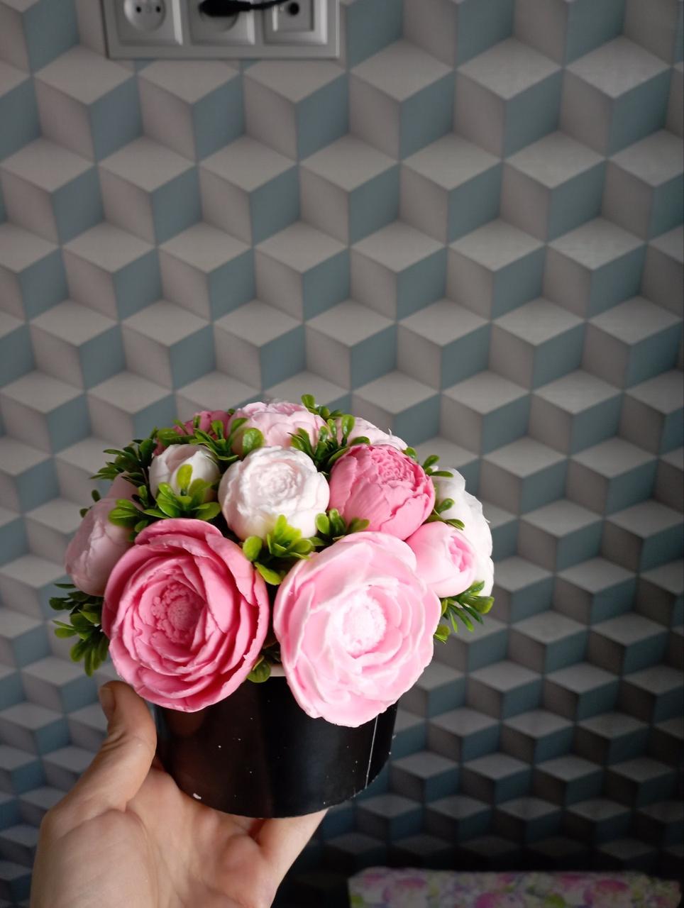 Подарунки дівчатам жінки на 14 лютого 8 березня день народження букети з троянди мильні троянди з твердого мила ручної роботи,17 ш