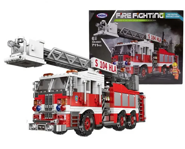 Купить Конструктор Пожарная машина с люлькой 711 деталей (03031), цена ...