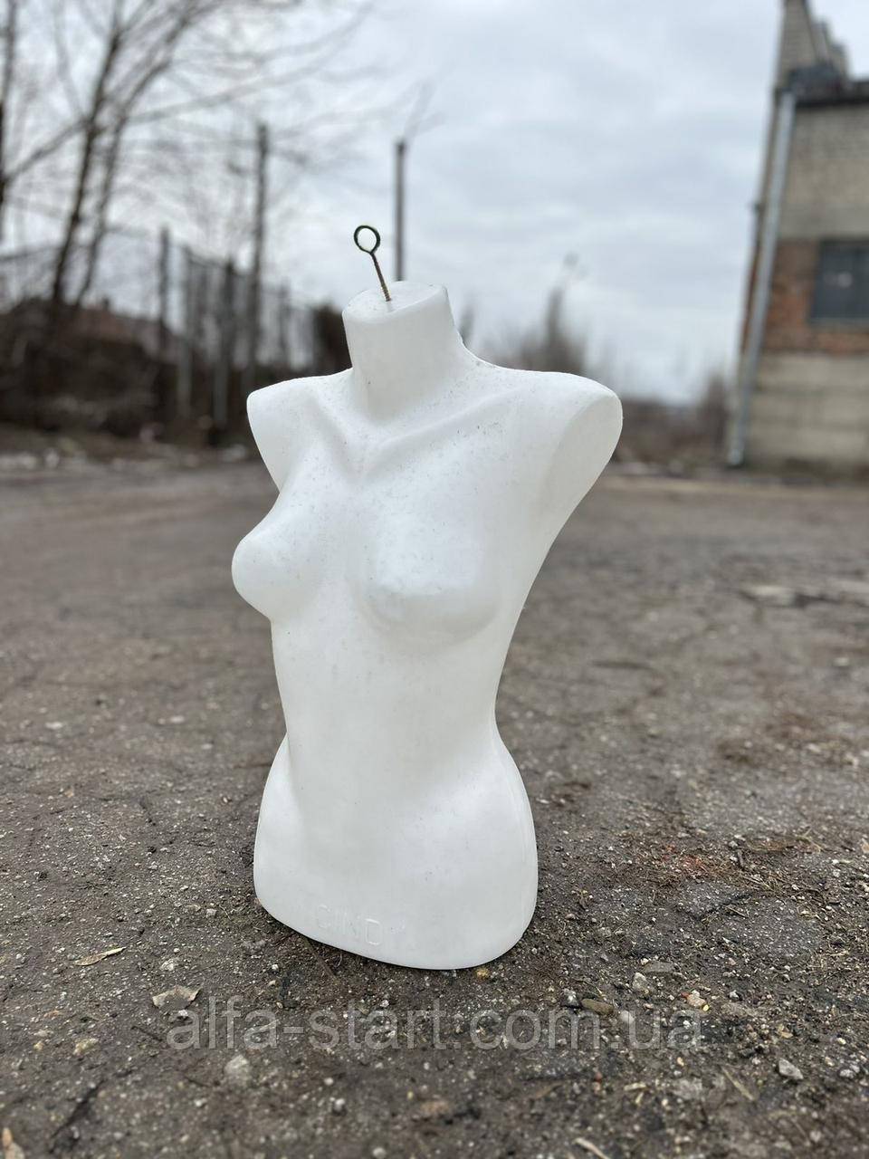 Манекен б/в  жіночий торс білого кольору