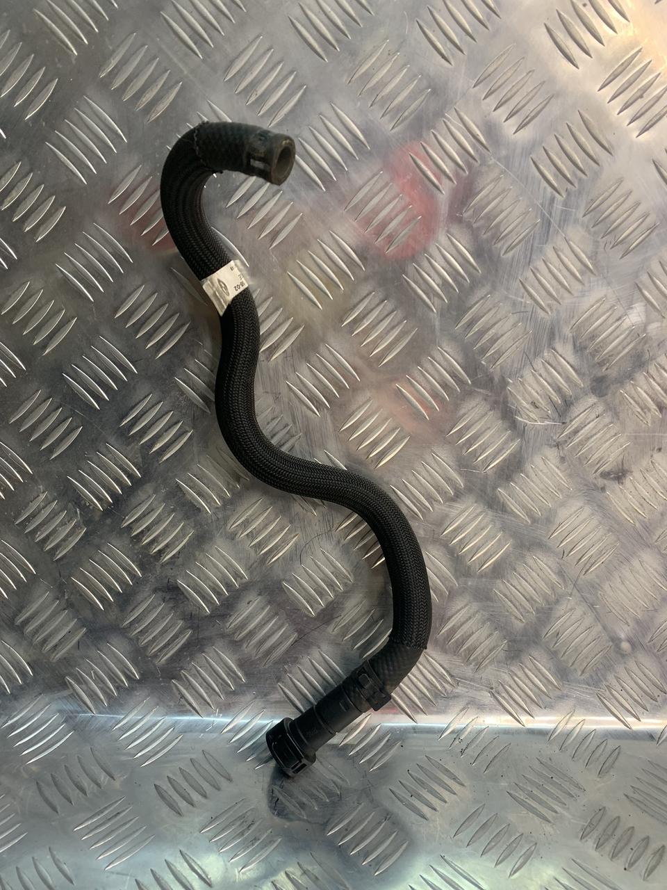 Б/В Паливна трубка обратки BMW 5 F10 13537810788, фото 1