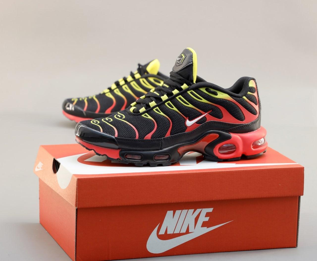 Nike tuned cheap 1 yellow