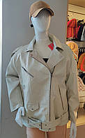 Жіноча куртка косуха оверсайз молочна демісезонна весна осінь женская куртка косуха оверсайз