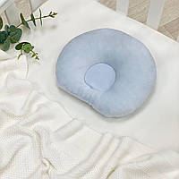 Подушка детская анатомическая велюр для новорожденных младенцев голубая в детскую кроватку 23*20 см