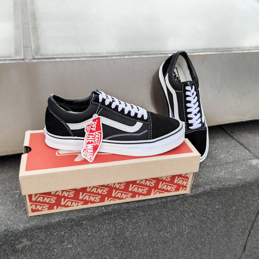 Чоловічі кеди Vans Old Skool чорно-білі демісезон жіночі унісекс, фото 1