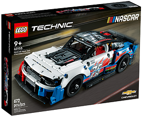 Конструктор LEGO  Technic NASCAR Next Gen Chevrolet Camaro ZL1 672 деталі (42153)