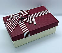 Подарочная коробка прямоугольная плотная с бордовой крышкой 21х14х8 cм, упаковка для подарка