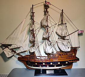 Вітрильник сувенірний, дерев'яний корабель 80 см * 20 см * 68 см (висота) 65003