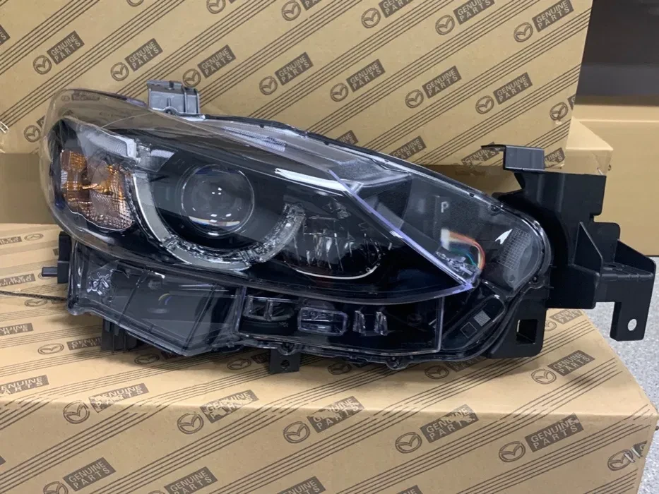 Фари передні Led Mazda 6 2015-2017