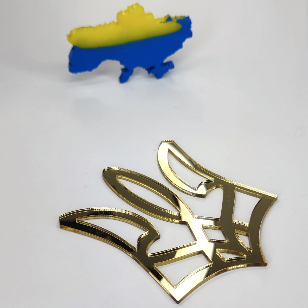 Накладка "Тризуб" мод.2, акрил золото/срібло, 2 мм, розмір на вибір: 30 мм.