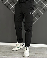Спортивные штаны Jordan черные мужские демисезонные , Брюки Джордан с белым лого весна-осень