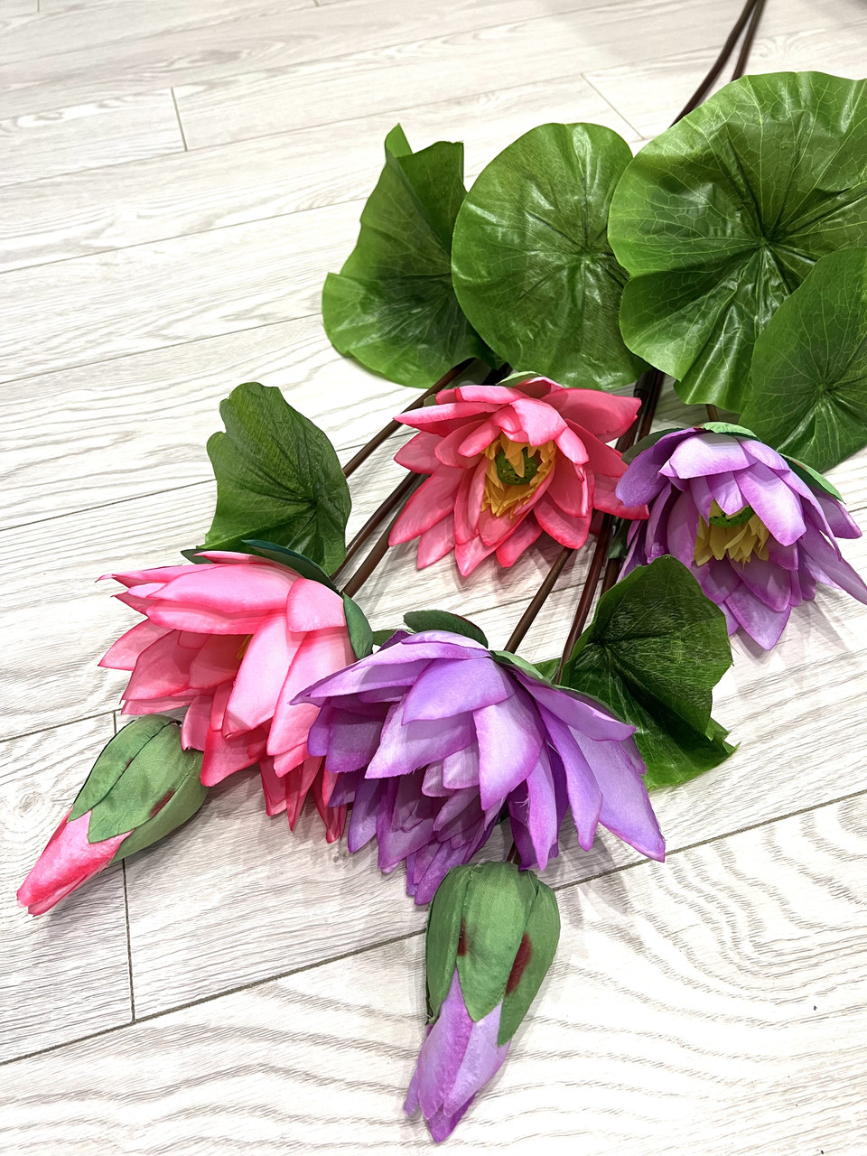 Штучні квіти. Майстерна гілка лотос ( 110 см), фото 1