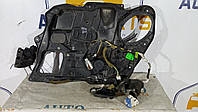 Панель-щека двери передней правой Mazda 3 2003-2009