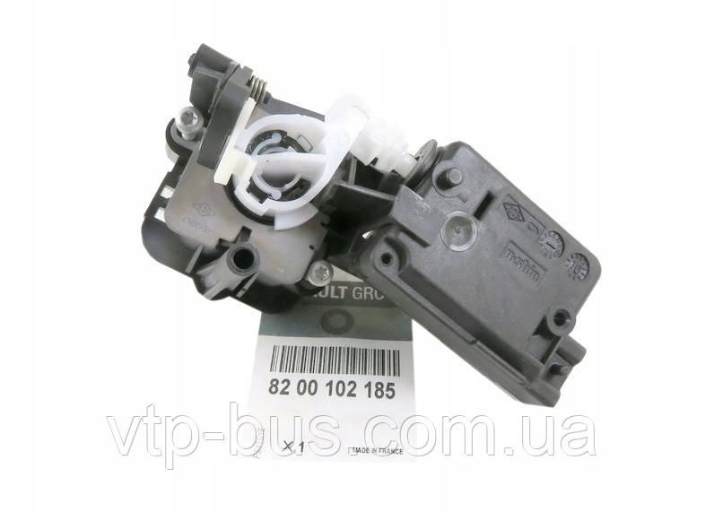 Кнопка замка задней двери (ляда) на Renault Trafic с 2001... Renault ...