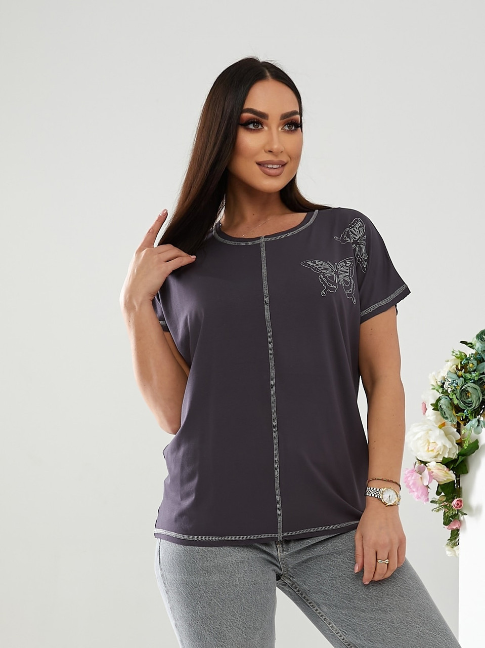 Футболка жіноча