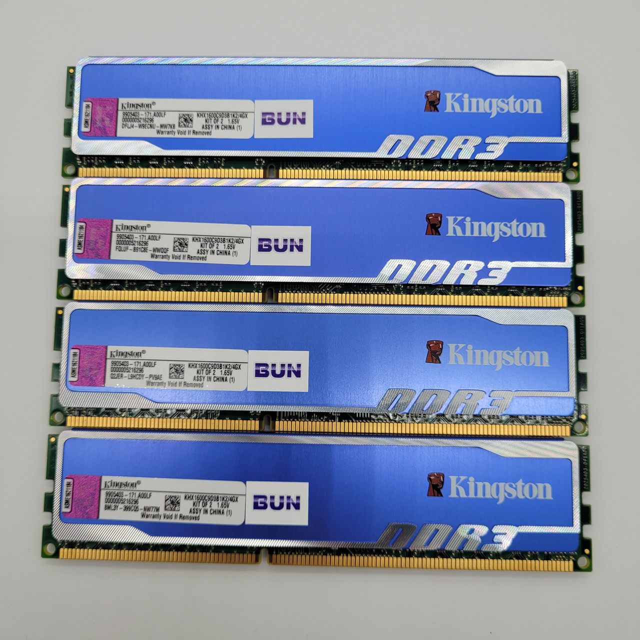 Комплект ігрової оперативної пам'яті Kingston DDR3 8Gb (4x2Gb) 1600MHz PC3-12800U 2R8 CL9 (KHX1600C9D3B1K2/4GX) Б/В
