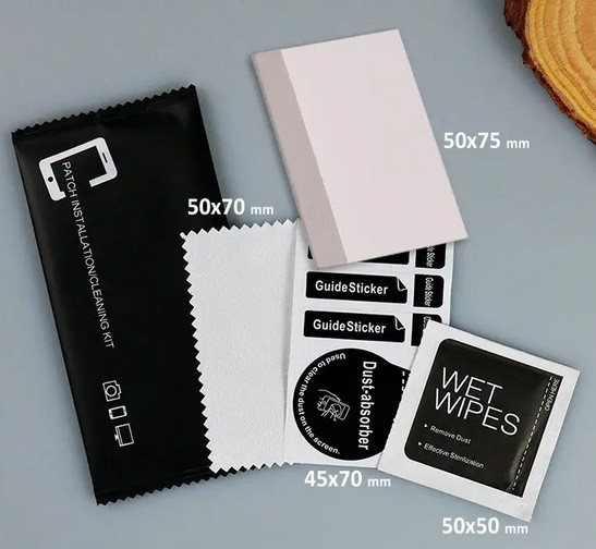 Набір для поклейки захисного скла та плівки – професійний комплект (скребок, мікрофібра, серветки), фото 1