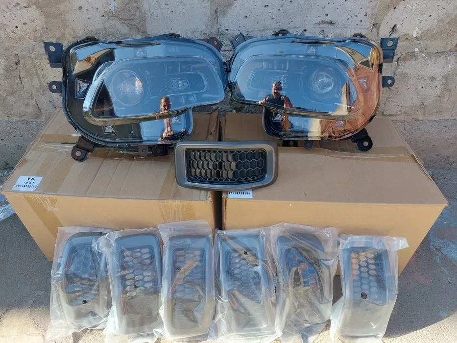 Фари передні Xenon Black Jeep Cherokee 2014-2019, фото 1